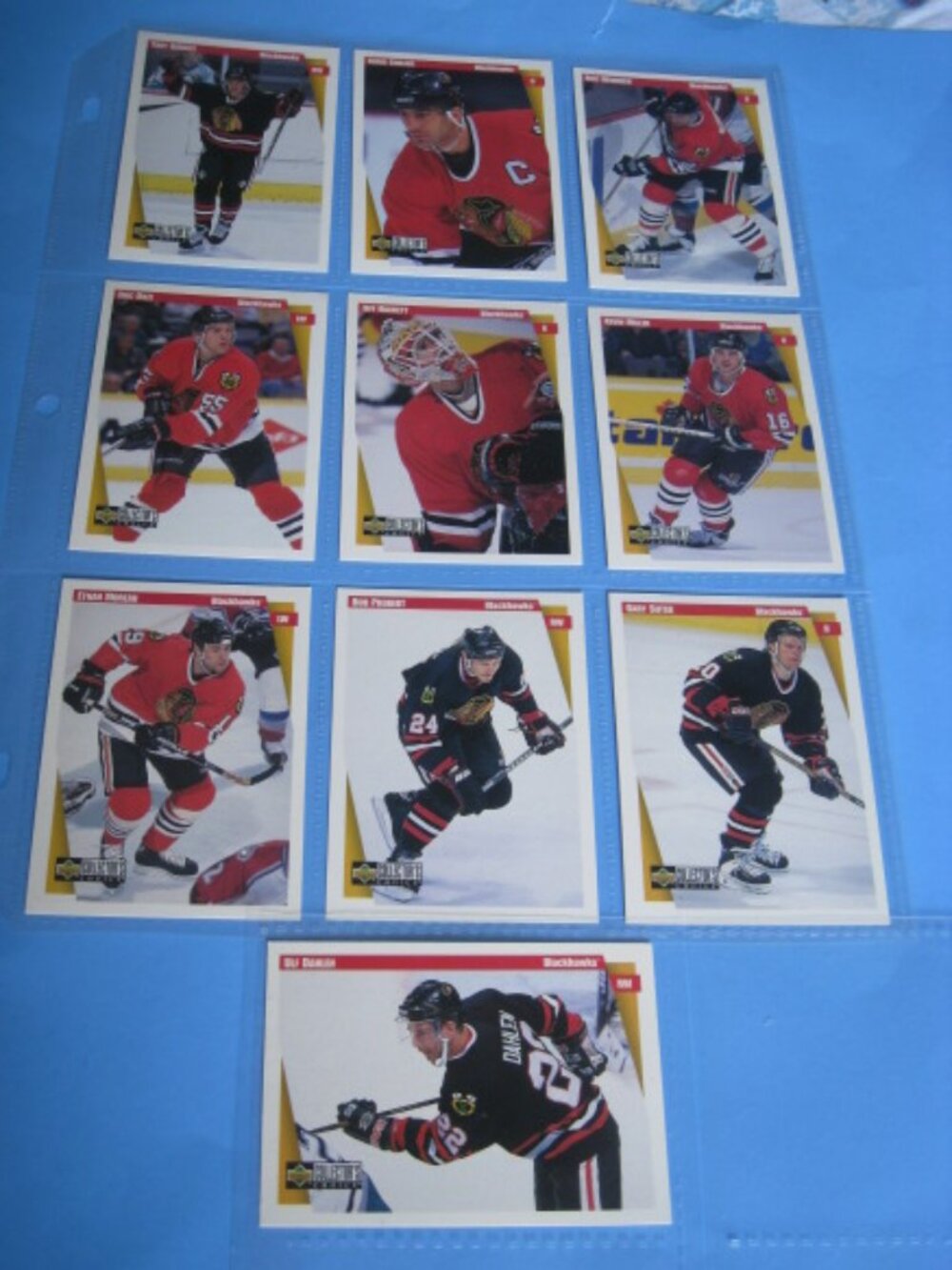 Lot of 10 NM Upper Deck Collector's Choice 1997 Blackhawks Hockey Cards